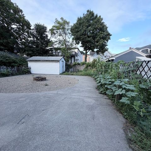 58 Pleasant St, Revere, MA 02151