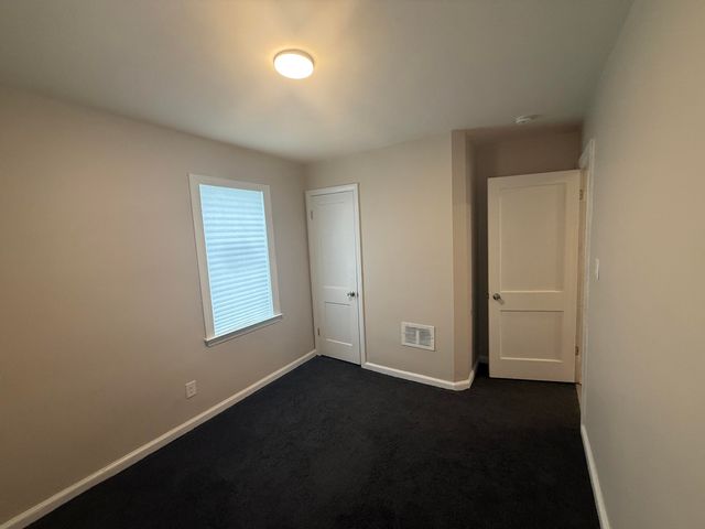 19601 Hamburg Street, Detroit, MI 48205