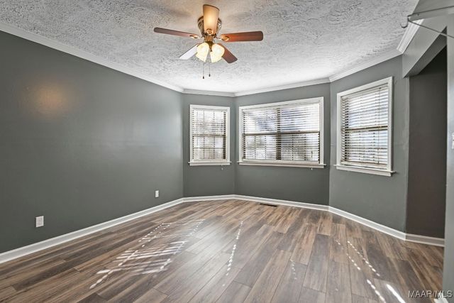 1297 Creamer Road, Wetumpka, AL 36093