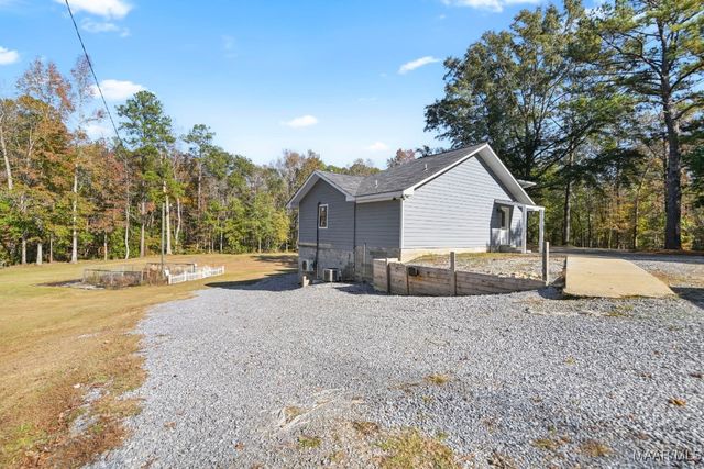 1297 Creamer Road, Wetumpka, AL 36093