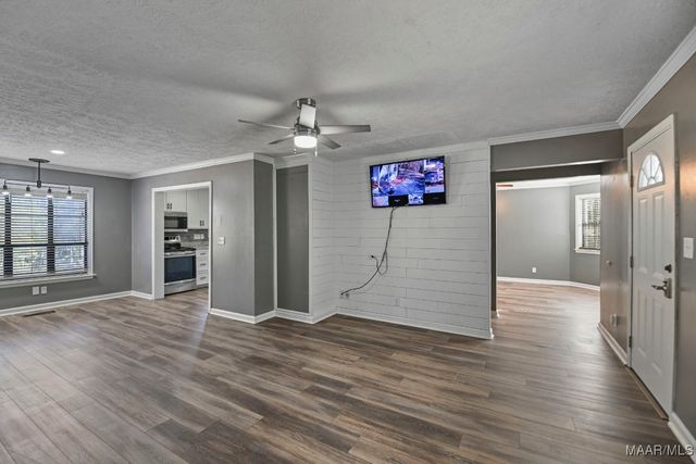 1297 Creamer Road, Wetumpka, AL 36093