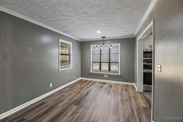 1297 Creamer Road, Wetumpka, AL 36093