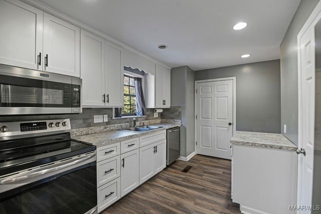 1297 Creamer Road, Wetumpka, AL 36093