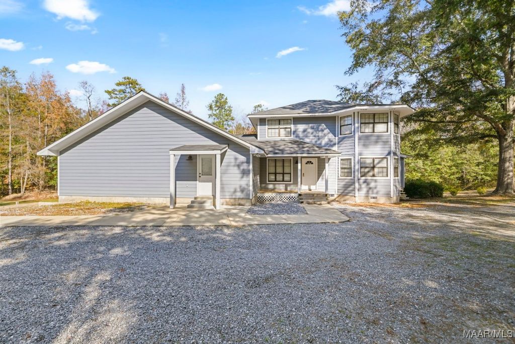 1297 Creamer Road, Wetumpka, AL 36093