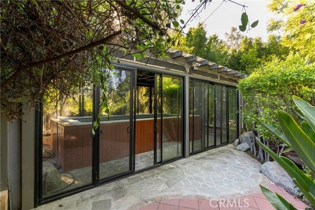 5653 Shirley Avenue, Tarzana (los Angeles), CA 91356