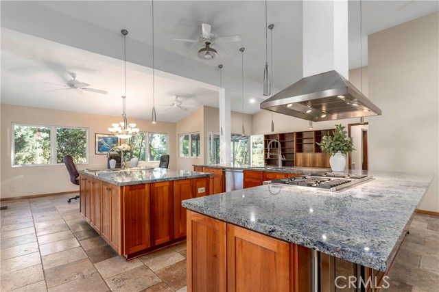 5653 Shirley Avenue, Tarzana (los Angeles), CA 91356