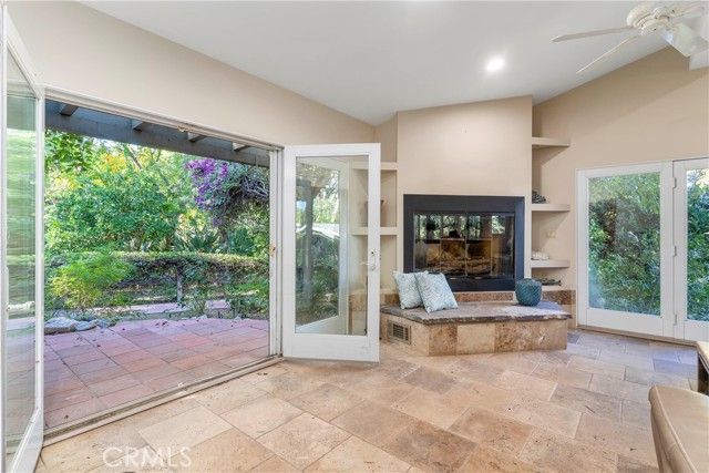 5653 Shirley Avenue, Tarzana (los Angeles), CA 91356