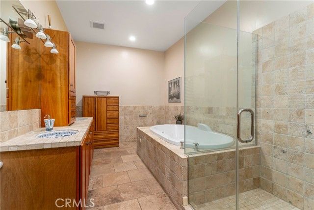 5653 Shirley Avenue, Tarzana (los Angeles), CA 91356