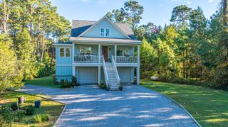 325 McClellan Avenue, Mcclellanville, SC 29458
