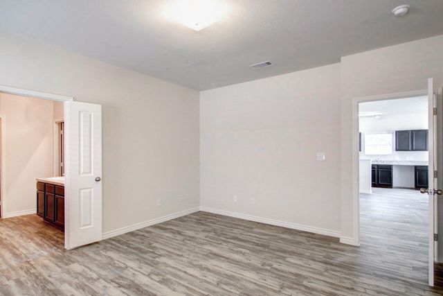 2035 Augusta Street, Lancaster, TX 75146