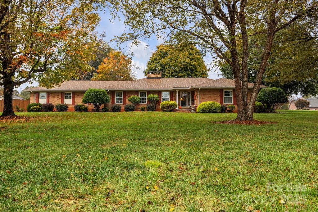 3486 E Main Street, Claremont, NC 28610
