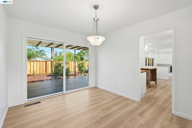 861 Saint John Cir, Concord, CA 94518
