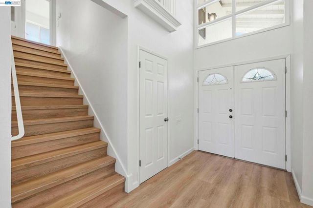 861 Saint John Cir, Concord, CA 94518