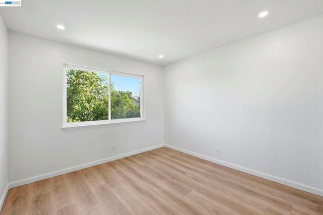 861 Saint John Cir, Concord, CA 94518