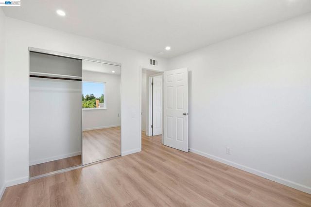 861 Saint John Cir, Concord, CA 94518