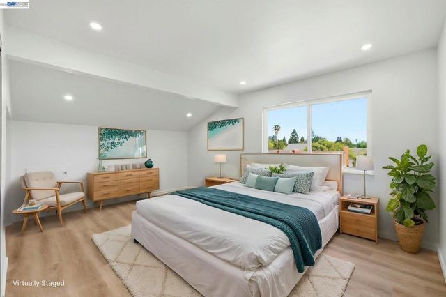 861 Saint John Cir, Concord, CA 94518