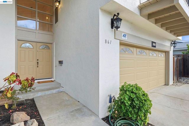 861 Saint John Cir, Concord, CA 94518