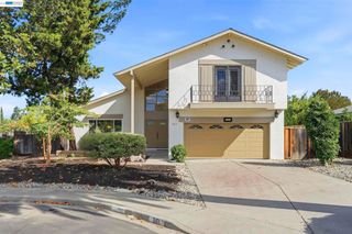 861 Saint John Cir, Concord, CA 94518