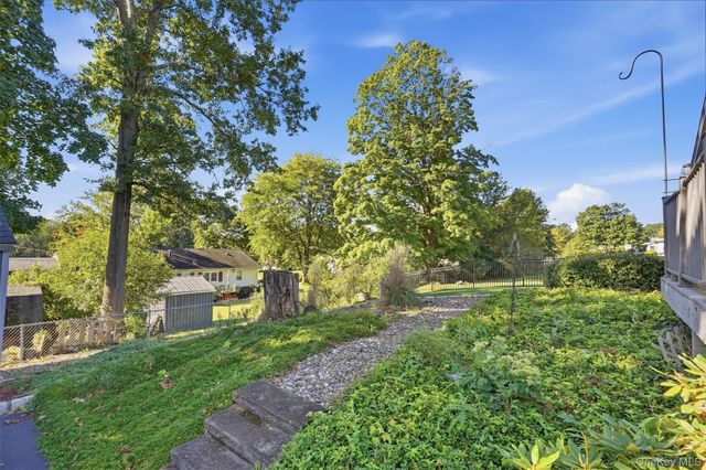 14 Valewood Drive, New Windsor, NY 12553