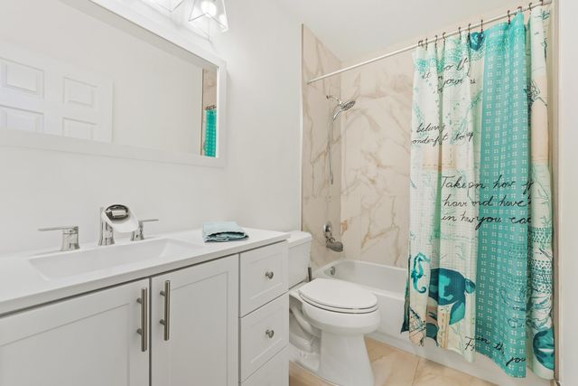 1727 AREZZO Circle, Boynton Beach, FL 33436