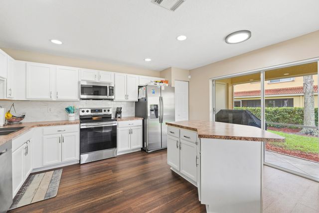 1727 AREZZO Circle, Boynton Beach, FL 33436