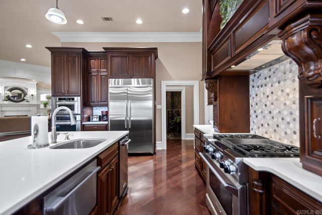 5300 Pleasant Lake Drive, Hensley, AR 72065