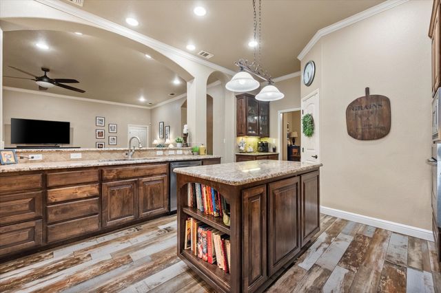 3715 Lonesome Creek Road, Granbury, TX 76049