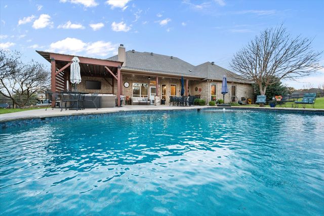 3715 Lonesome Creek Road, Granbury, TX 76049