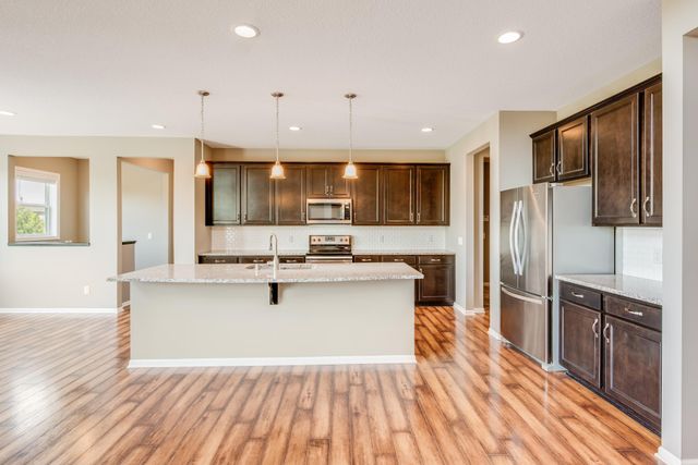 10321 Louisiana Avenue N, Brooklyn Park, MN 55445