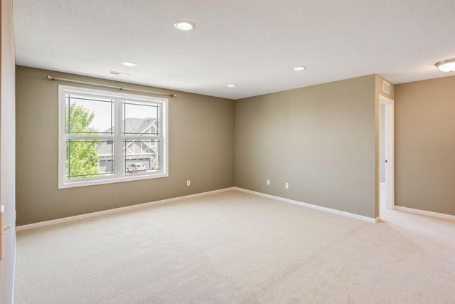 10321 Louisiana Avenue N, Brooklyn Park, MN 55445