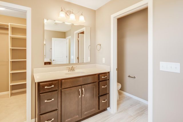 10321 Louisiana Avenue N, Brooklyn Park, MN 55445