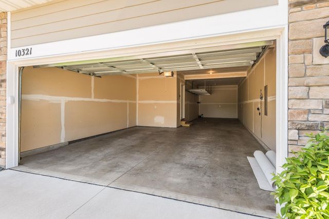 10321 Louisiana Avenue N, Brooklyn Park, MN 55445