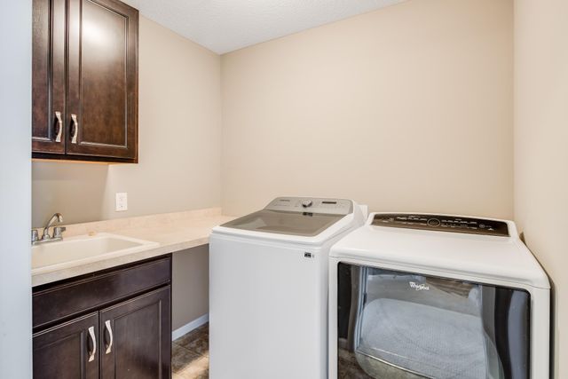 10321 Louisiana Avenue N, Brooklyn Park, MN 55445