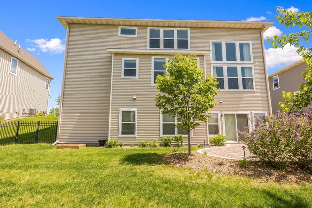 10321 Louisiana Avenue N, Brooklyn Park, MN 55445