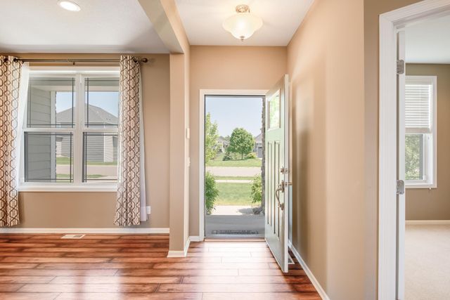 10321 Louisiana Avenue N, Brooklyn Park, MN 55445