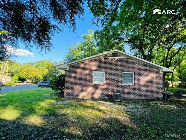 1734 Robison Hill Road, Montgomery, AL 36107