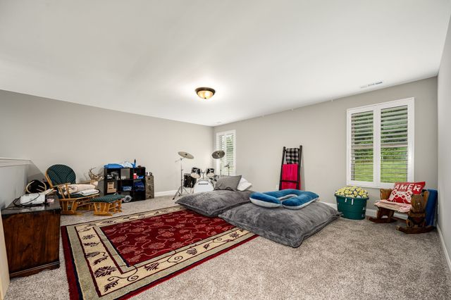 7076 Big Oak Ln, Nolensville, TN 37135