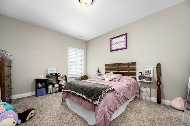 7076 Big Oak Ln, Nolensville, TN 37135