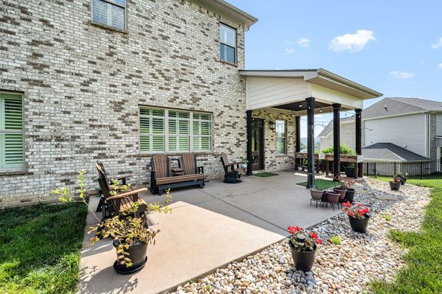 7076 Big Oak Ln, Nolensville, TN 37135