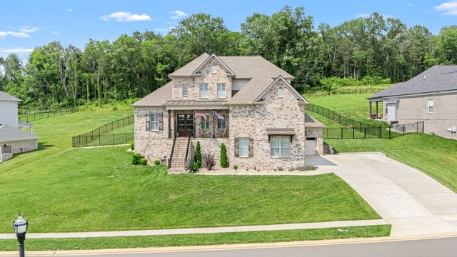 7076 Big Oak Ln, Nolensville, TN 37135