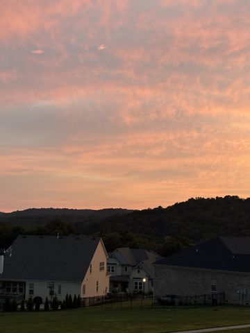 7076 Big Oak Ln, Nolensville, TN 37135