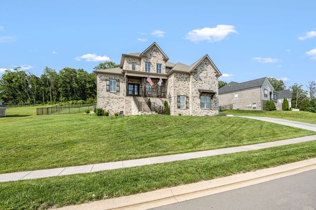 7076 Big Oak Ln, Nolensville, TN 37135