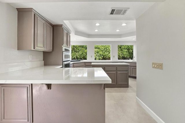 75952 Kimberly Lane, Palm Desert, CA 92211