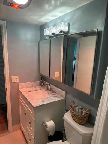 2381 Sunset Avenue 216, Lake Worth Beach, FL 33461