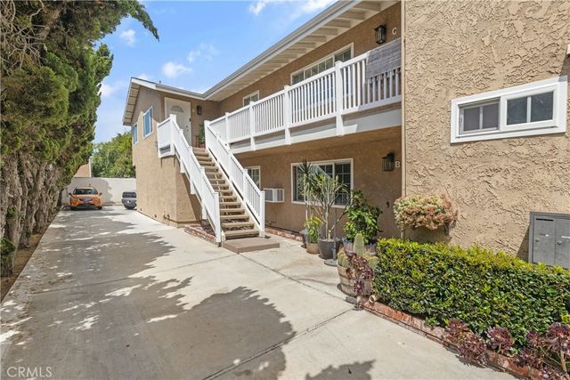 1717 Temple Avenue, Long Beach, CA 90804