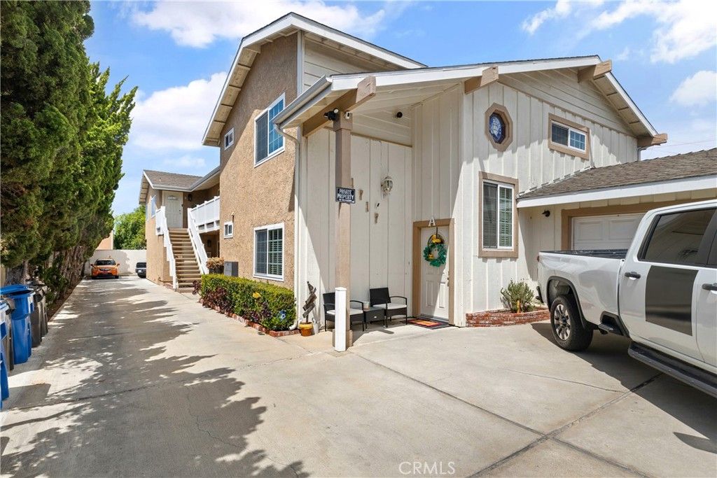1717 Temple Avenue, Long Beach, CA 90804