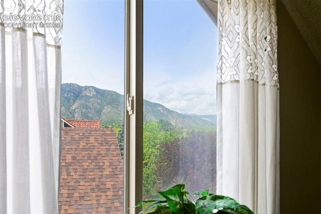 970 Royal Crown Lane, Colorado Springs, CO 80906