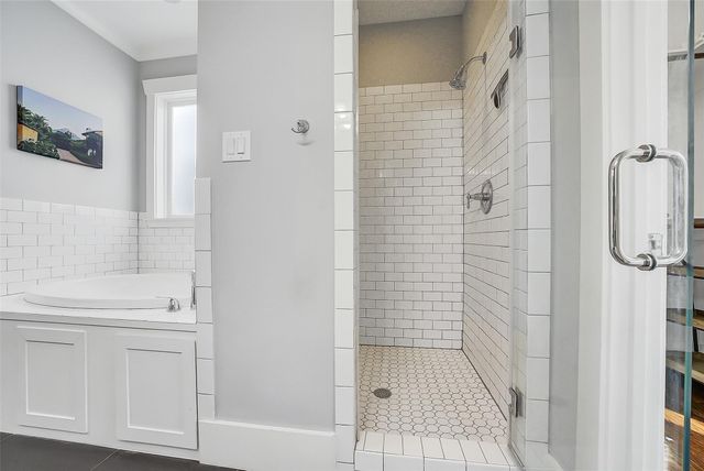 1224 W 17th Street C, Houston, TX 77008