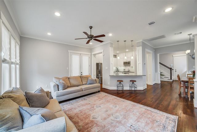 1224 W 17th Street C, Houston, TX 77008