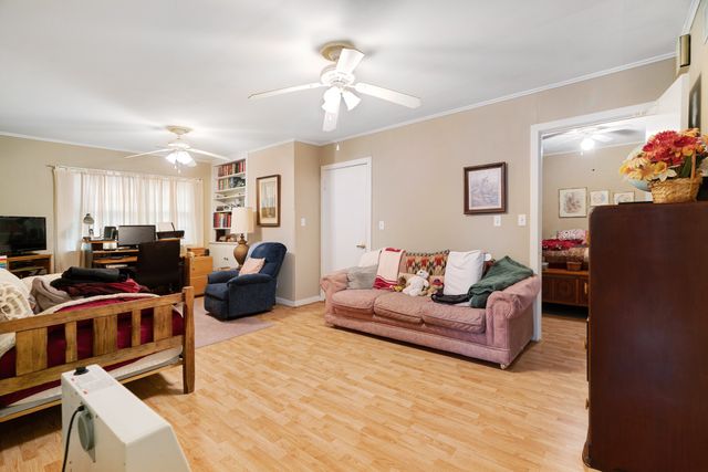 149 30th Street NW, Paris, TX 75460